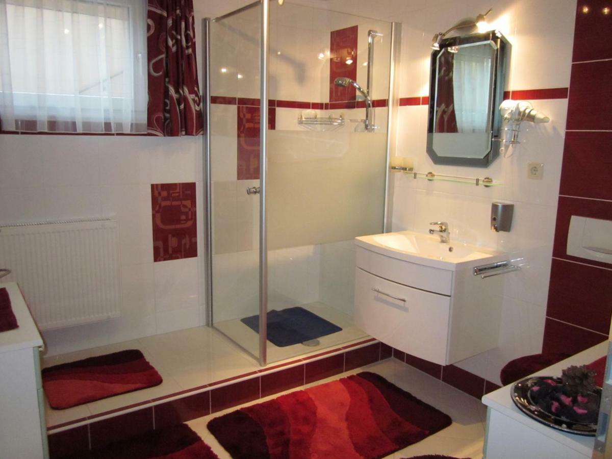 Haus Trojer Appartement Matrei in Osttirol Buitenkant foto