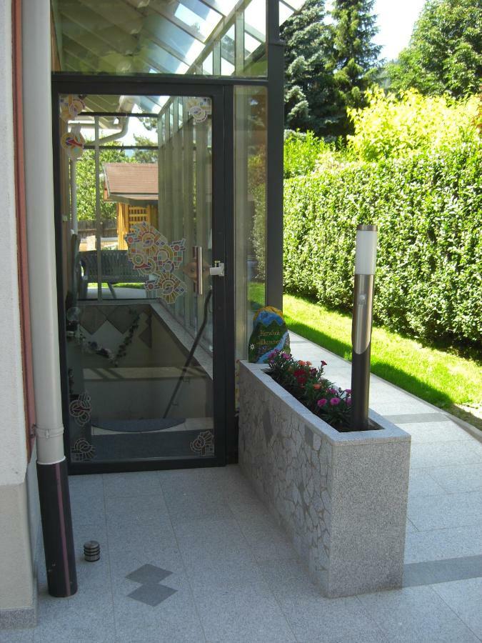 Haus Trojer Appartement Matrei in Osttirol Buitenkant foto